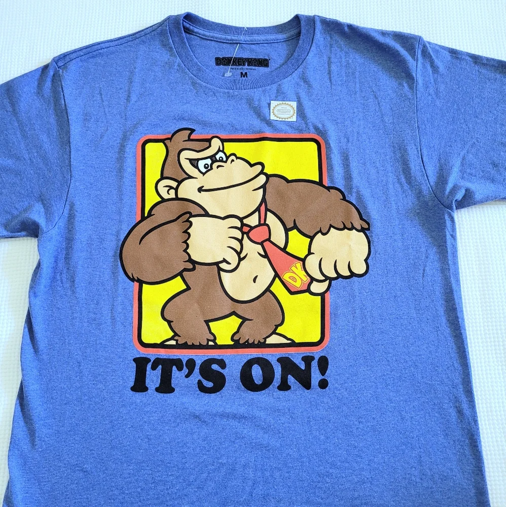 Nintendo🎮 Donkey Kong🦍 "It's On" Graphic Tee👕 - NWOT - Picture 10 of 14